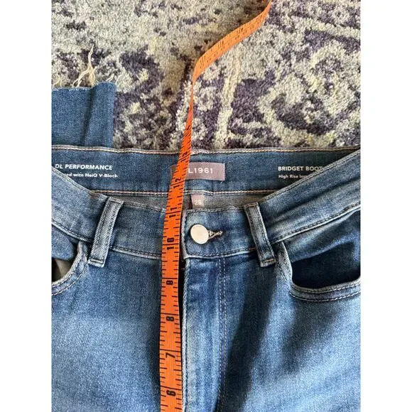 DL1961 Women’s Bridget Boot Cut High Rise Frayed Ankle Sz 28 Instasculpt Crop - Picture 10 of 12